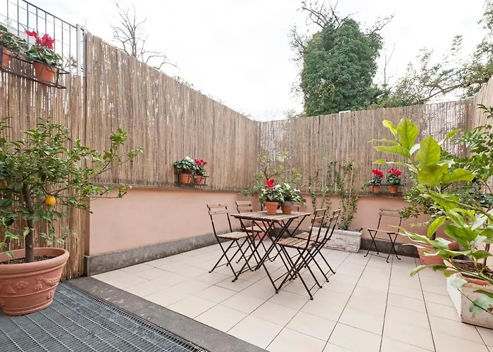 Apartamento Charming Patio House In San Lorenzo