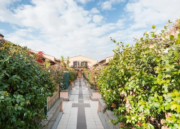 Apartamento Charming Patio House In San Lorenzo